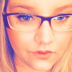 Meet your Posher, Hydee